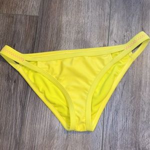Yellow roxy bikini bottoms